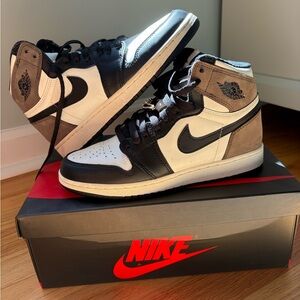 Nike Youth Jordan 1 Mocha High-Top Sneakers+Charm+Extra Lace